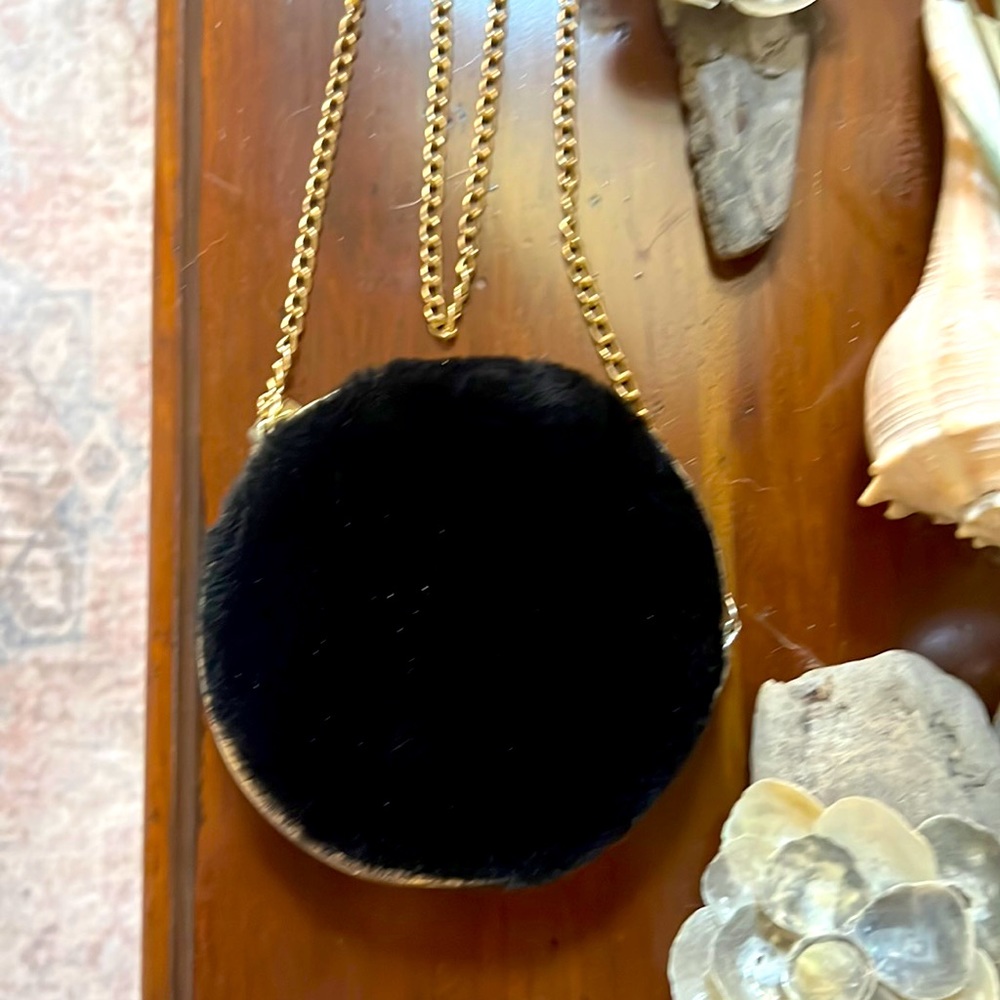NWOT Capelli New York shoulder bag.  Black faux fur
